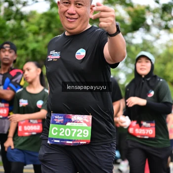 Runner Photo 4163838