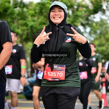 Runner Photo 4163846
