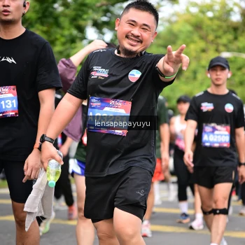 Runner Photo 4163875