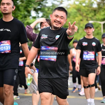 Runner Photo 4163877