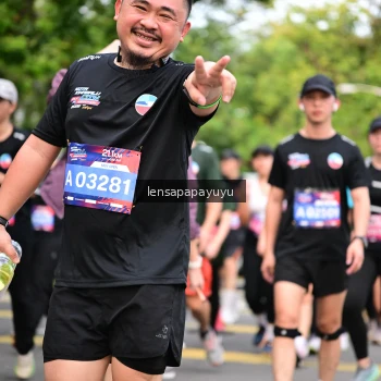Runner Photo 4163878