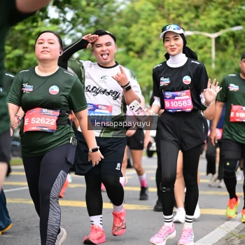 Runner Photo 4163891