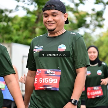 Runner Photo 4163900