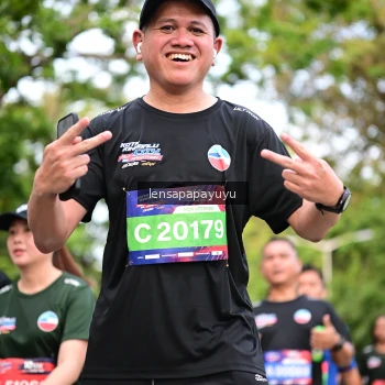 Runner Photo 4163903