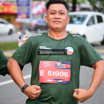 Runner Photo 4163917