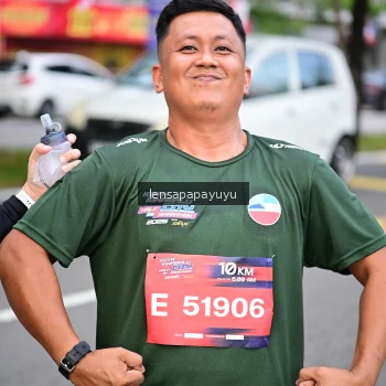 Runner Photo 4163918