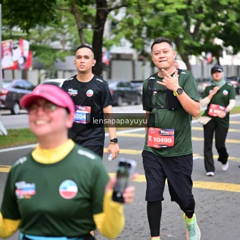Runner Photo 4163923