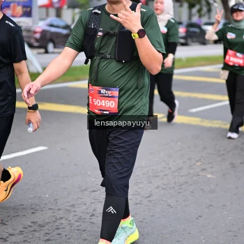 Runner Photo 4163930