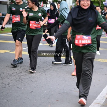 Runner Photo 4163934