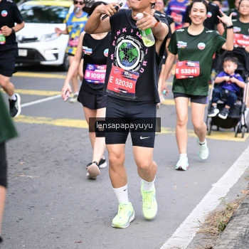 Runner Photo 4163943