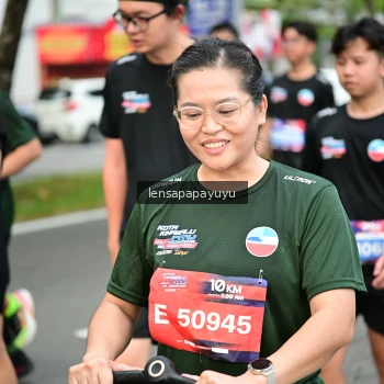 Runner Photo 4163947
