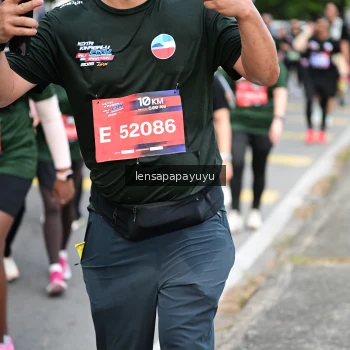 Runner Photo 4163960