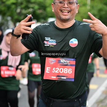 Runner Photo 4163962