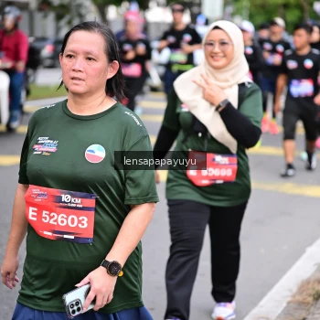 Runner Photo 4163976