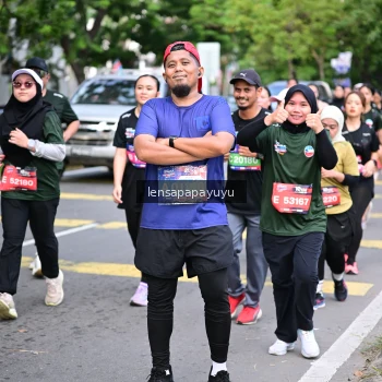 Runner Photo 4163999