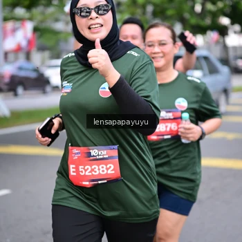 Runner Photo 4164003