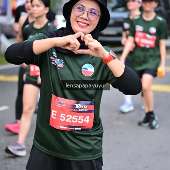 Runner Photo 4164011