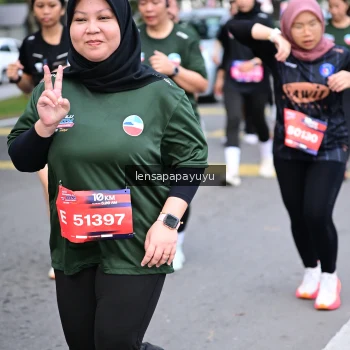 Runner Photo 4164015