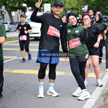Runner Photo 4164025