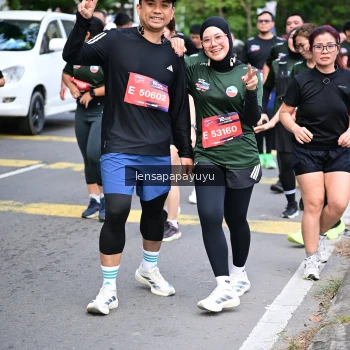 Runner Photo 4164035