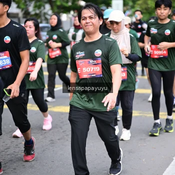 Runner Photo 4164069
