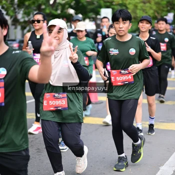 Runner Photo 4164073