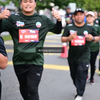 Runner Photo 4164083