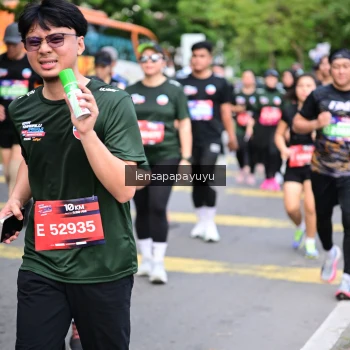 Runner Photo 4164098