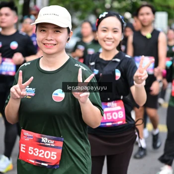 Runner Photo 4164111