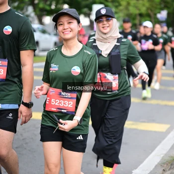 Runner Photo 4164126