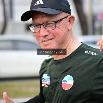 Runner Photo 4164135