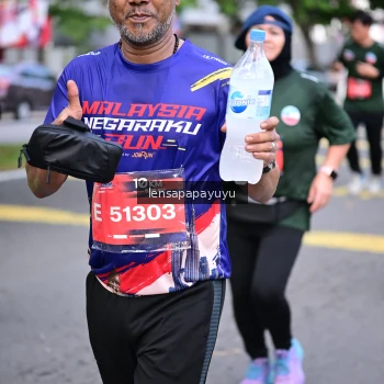 Runner Photo 4164142