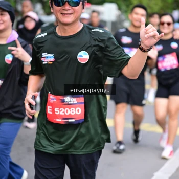 Runner Photo 4164155