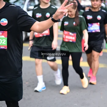 Runner Photo 4164165