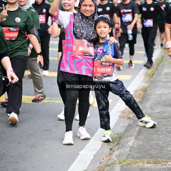 Runner Photo 4164176