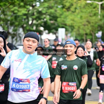 Runner Photo 4164212