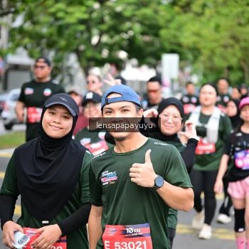 Runner Photo 4164215