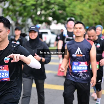 Runner Photo 4164240