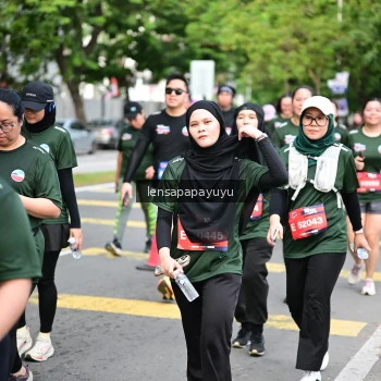 Runner Photo 4164261