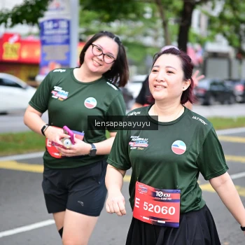 Runner Photo 4164280