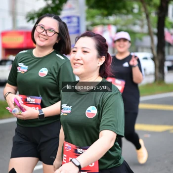 Runner Photo 4164281