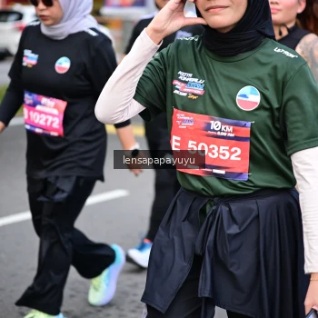 Runner Photo 4164300