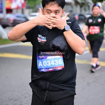 Runner Photo 4164311