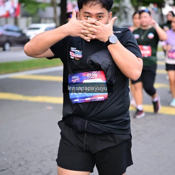 Runner Photo 4164313