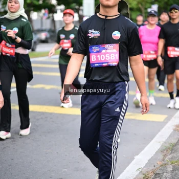 Runner Photo 4164352
