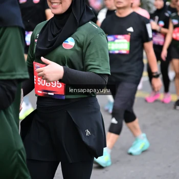 Runner Photo 4164375