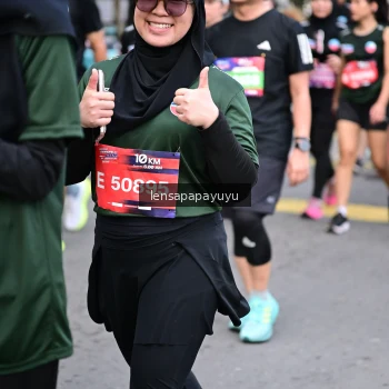 Runner Photo 4164376