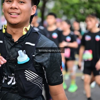 Runner Photo 4164383