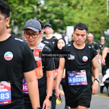 Runner Photo 4164390