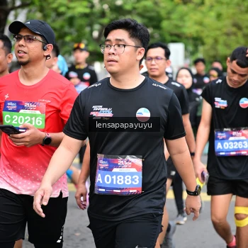 Runner Photo 4164391
